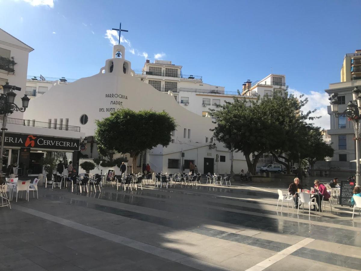 New Namaste Apartment, City Center Apartment Modern Bright And Elegant Design Torremolinos Exterior photo